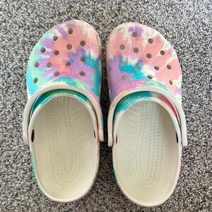 CROCS Pastel Tie-Dye Clogs